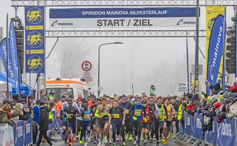 Start des Spiridon Silvesterlaufs