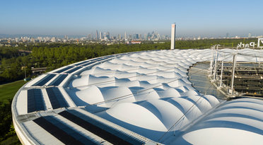 Drohnenaufnahme vom Dach des Deutsche Bank Parks