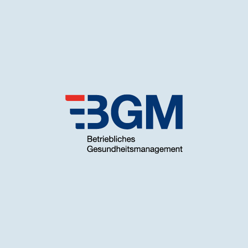 Logo mit BGM-Schriftzug, links drei Balken in Blau und Rot. Text darunter: Betriebliches Gesundheitsmanagement.