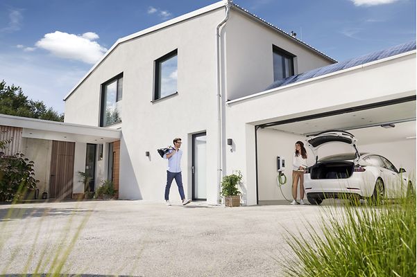 mainova-wallbox-buehne-neu