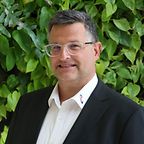 Portrait von Oliver Holz