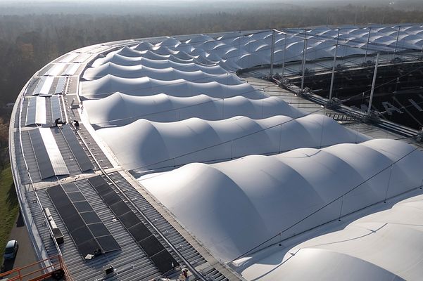 Das Frankfurter Fußballstadion Deutsche Bank Park von oben