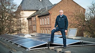 buehne_eigenstrom_referenz_turnhalle