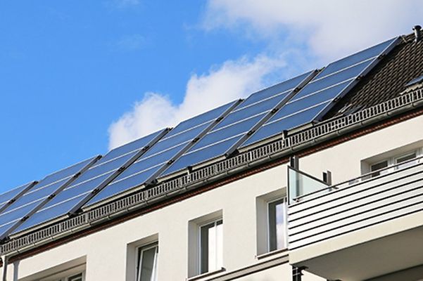 Solar Panels auf Hausdach